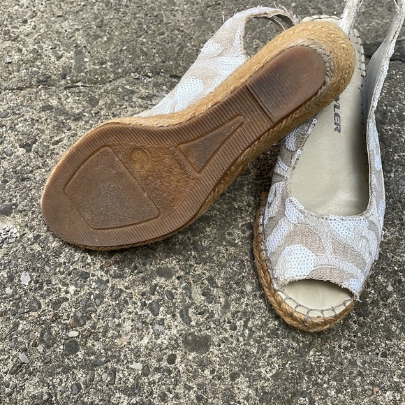 Espadrilles with sequins - Picture 2 of 3